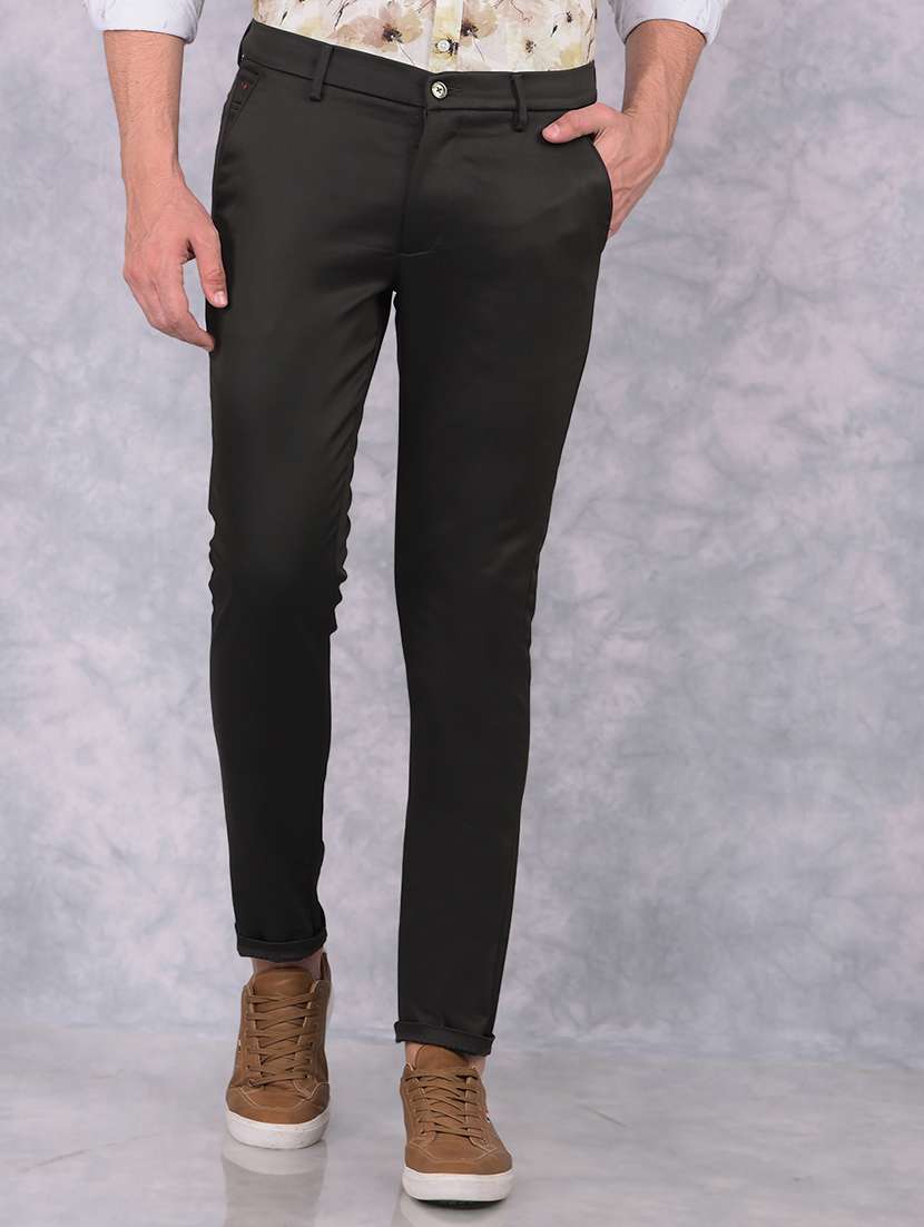 men solid mid rise chinos trouser