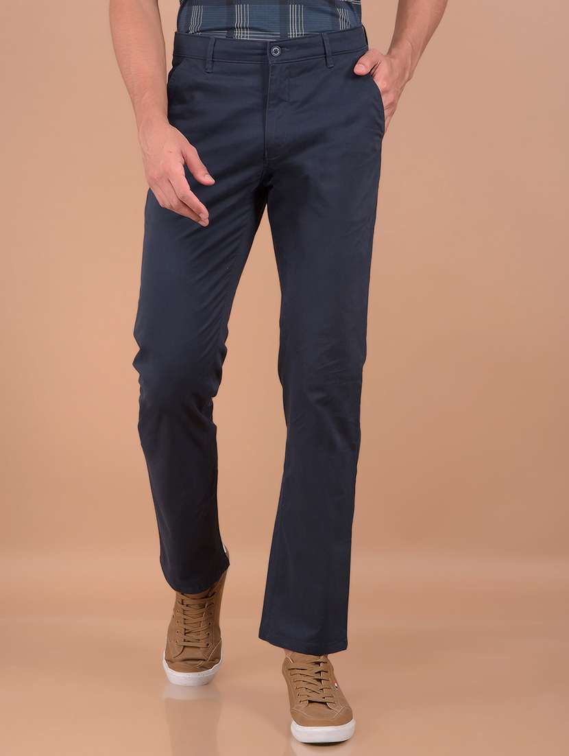 men solid mid rise chinos 