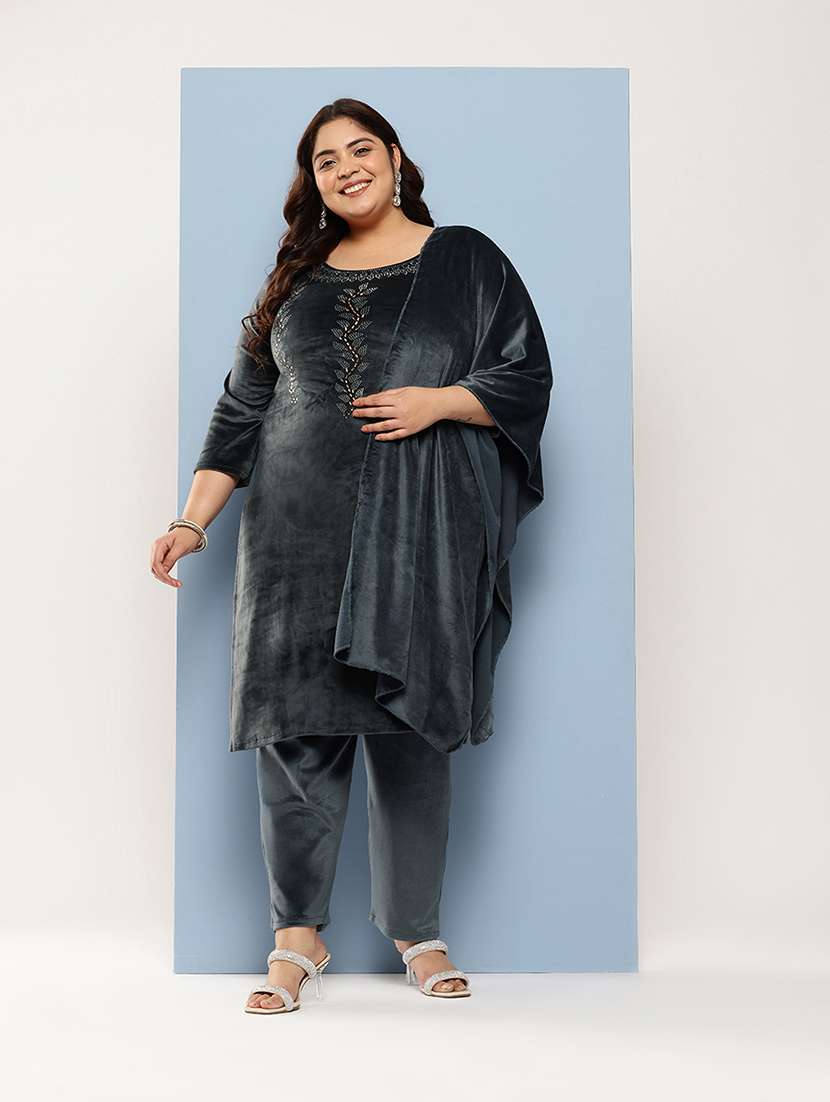 women plus size round neck kurta pant set with dupatta