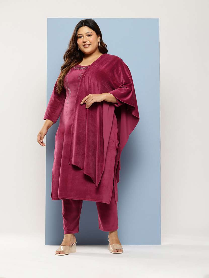women plus size round neck kurta pant set with dupatta
