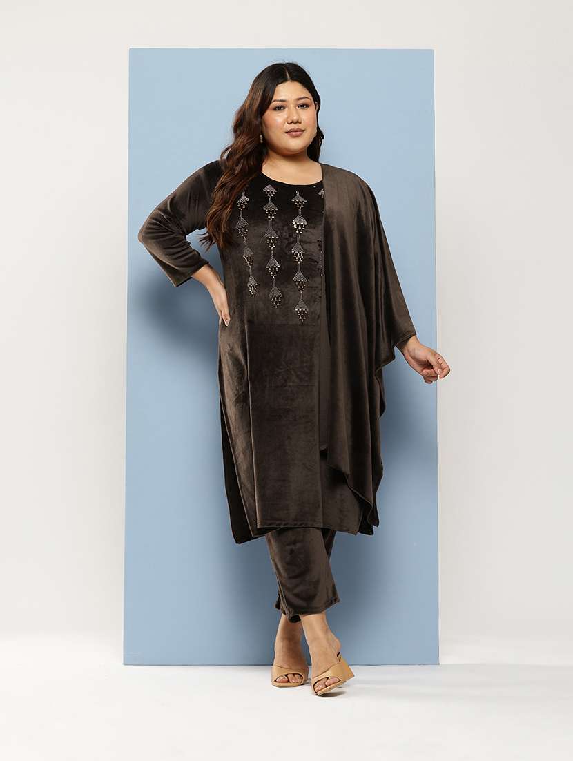 women plus size round neck kurta pant set with dupatta