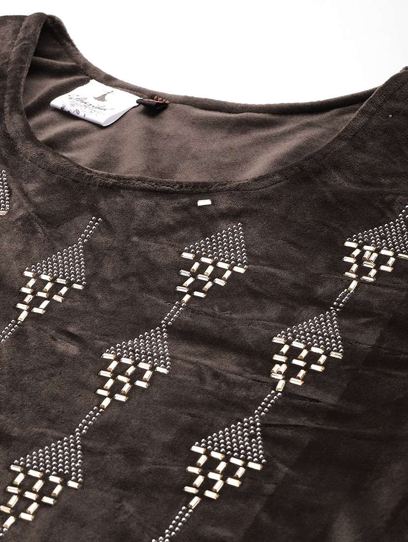 women plus size round neck kurta pant set with dupatta - 21673053 -  Standard Image - 3