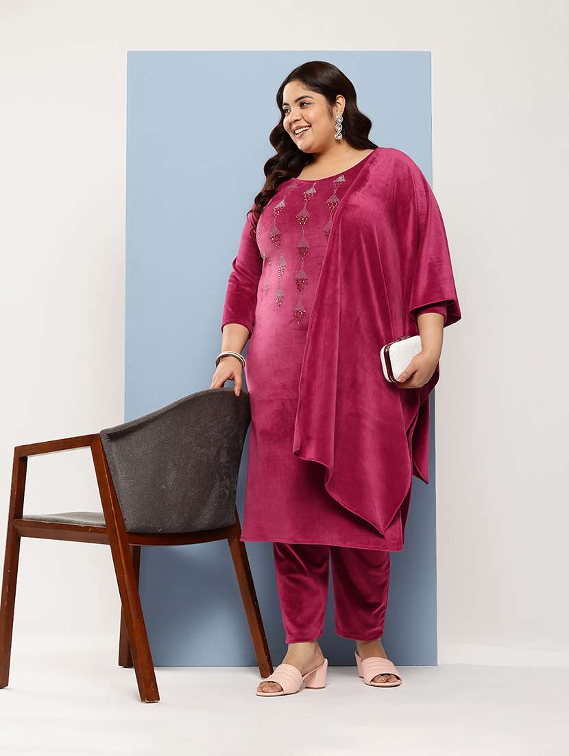 women plus size round neck kurta pant set with dupatta - 21673055 -  Standard Image - 3
