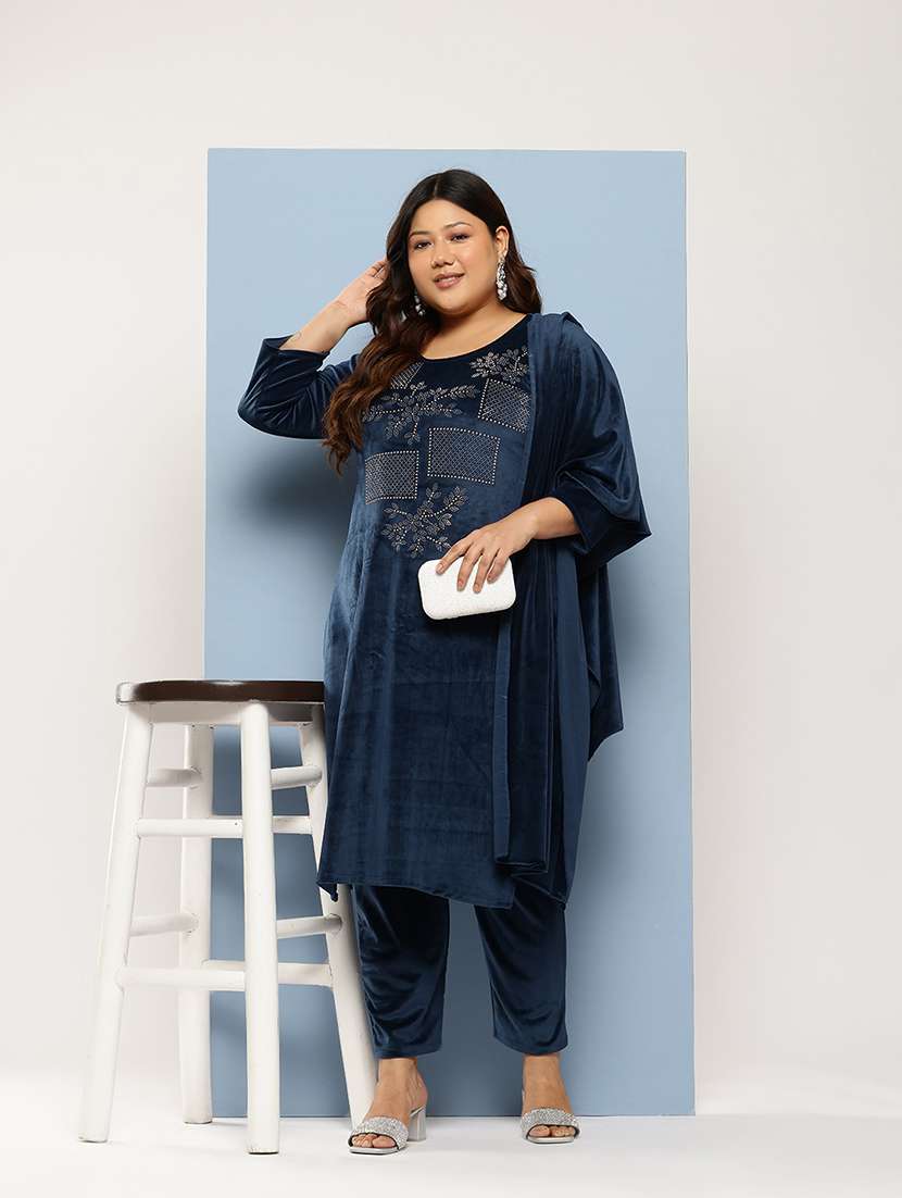 women plus size round neck kurta pant set with dupatta - 21673057 -  Standard Image - 3