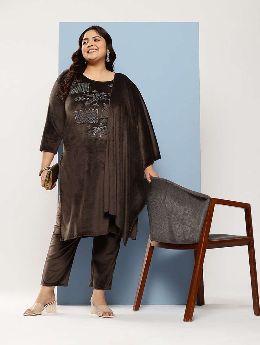 women plus size round neck kurta pant set with dupatta - 21673058 -  Standard Image - 3