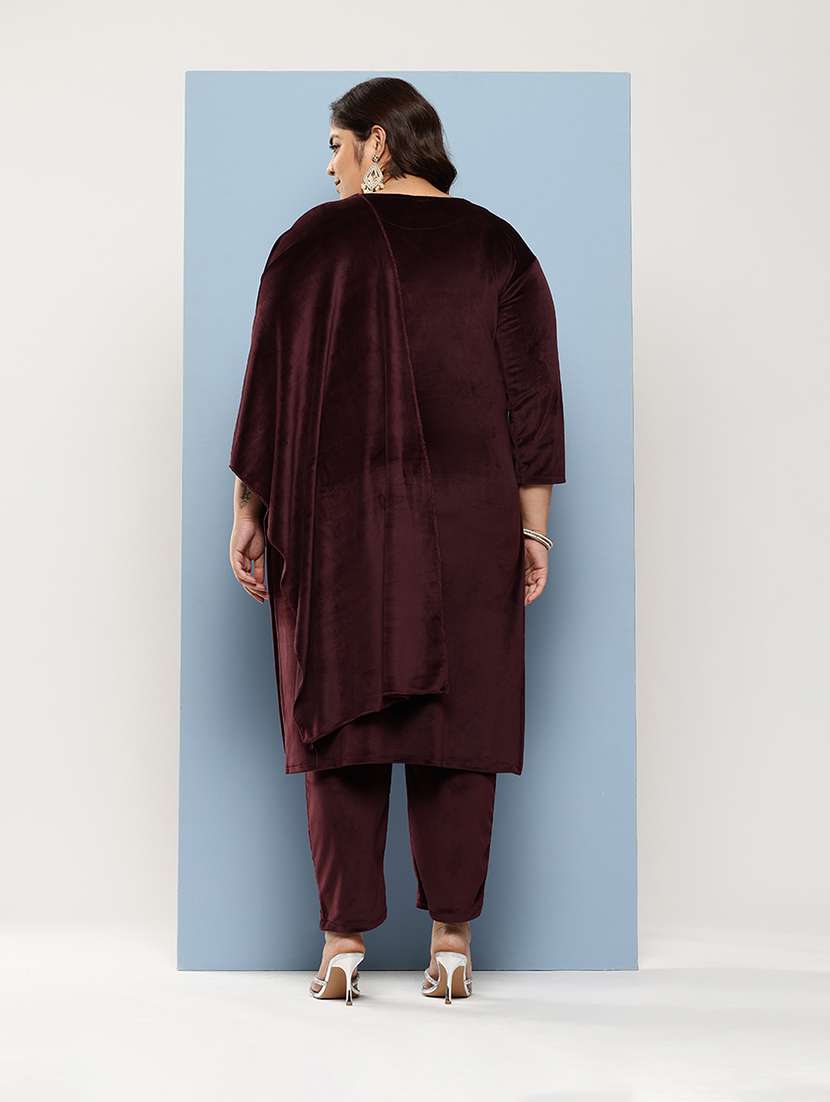 Women Plus Size Round Neck Kurta Pant Set With Dupatta