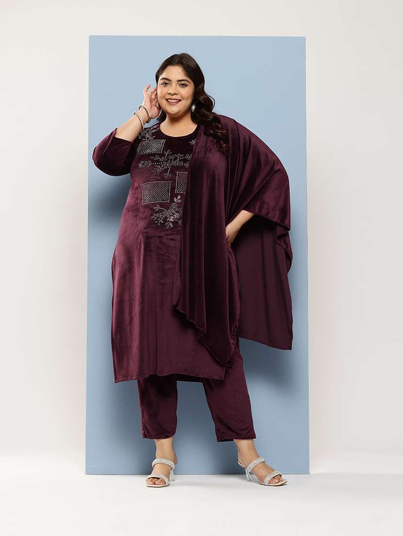 Women Plus Size Round Neck Kurta Pant Set With Dupatta