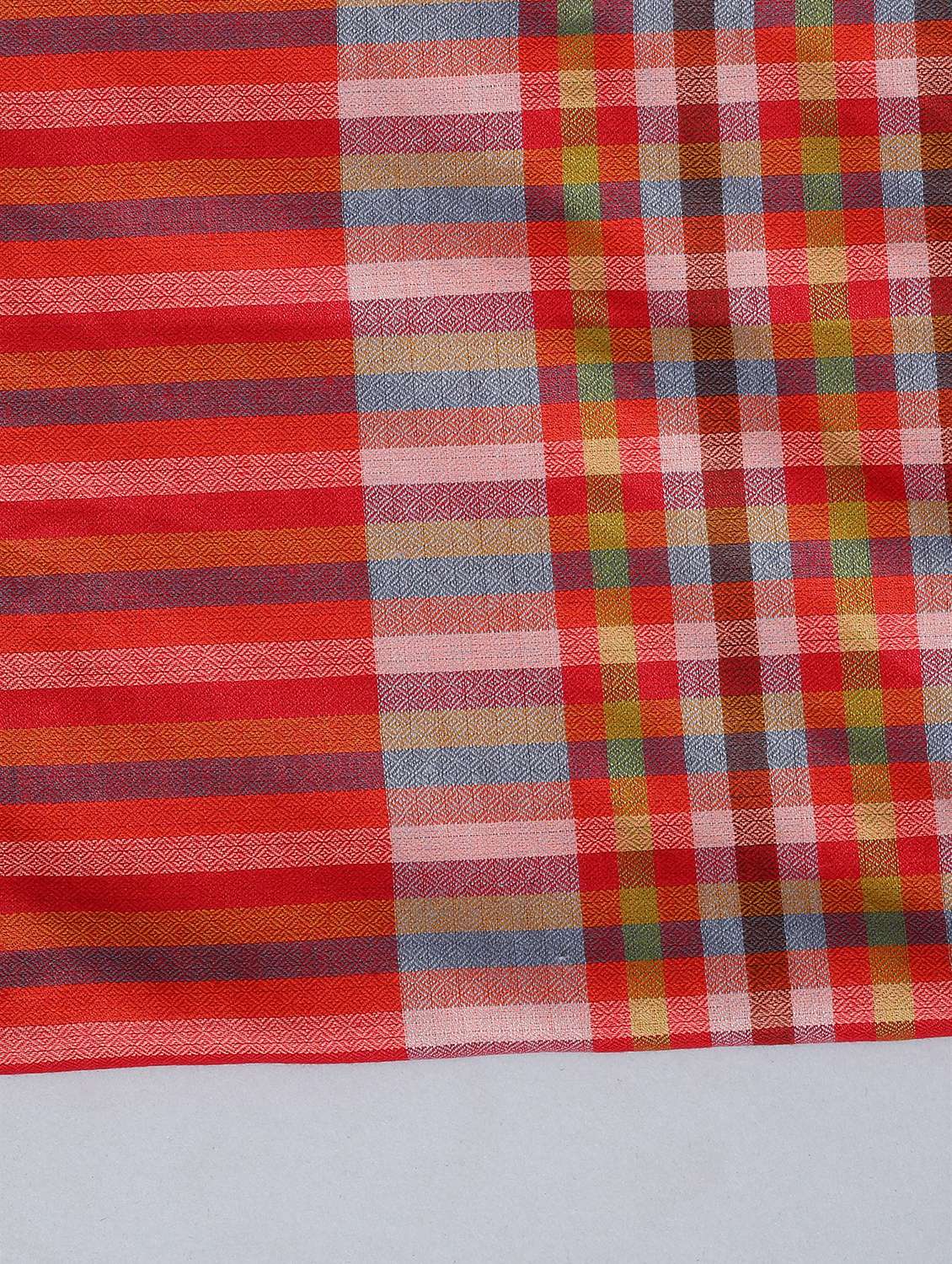 men elegant checkered shawl - 21673205 -  Standard Image - 5