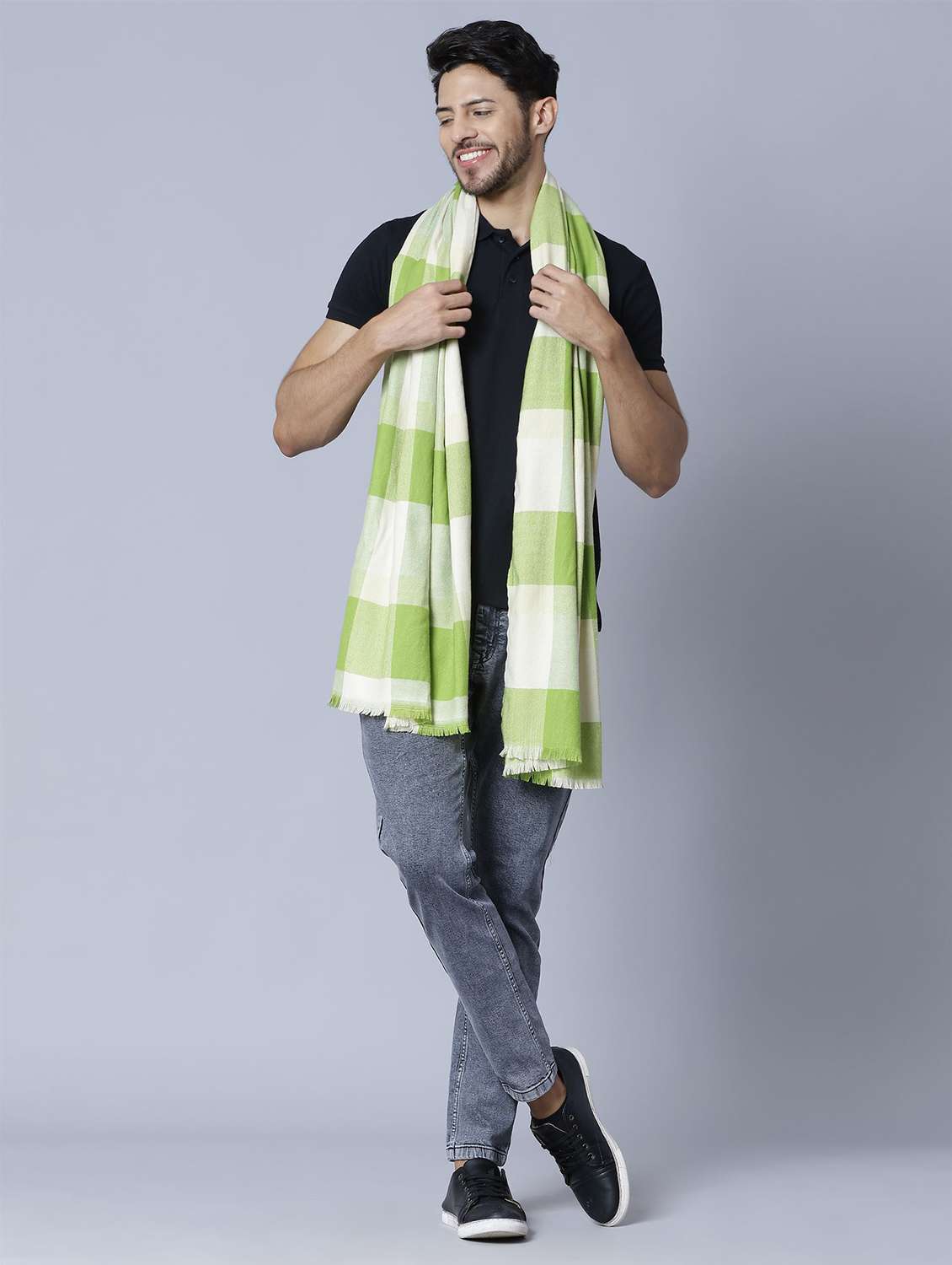 men elegant checkered shawl