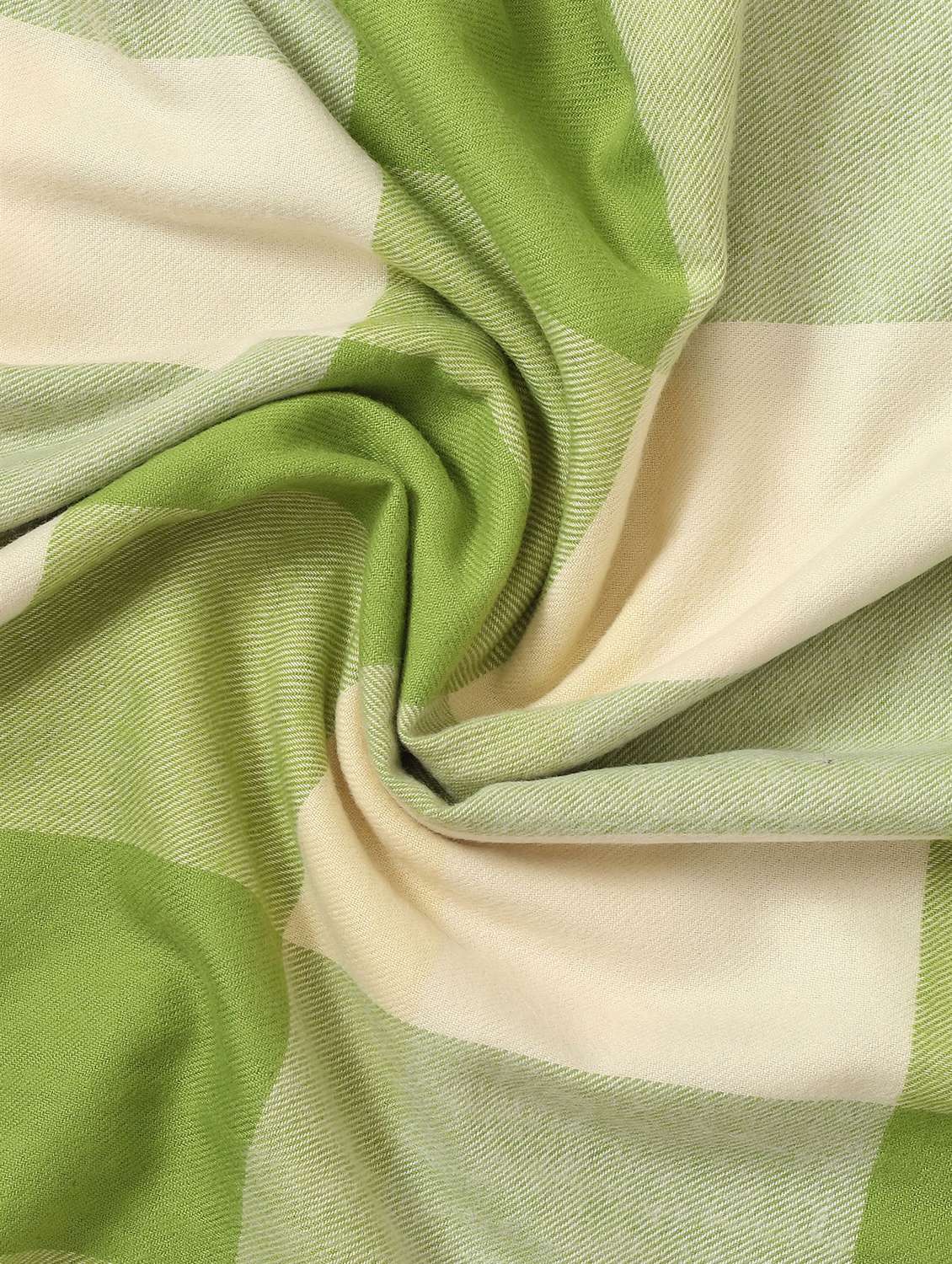 men elegant checkered shawl - 21673226 -  Standard Image - 5