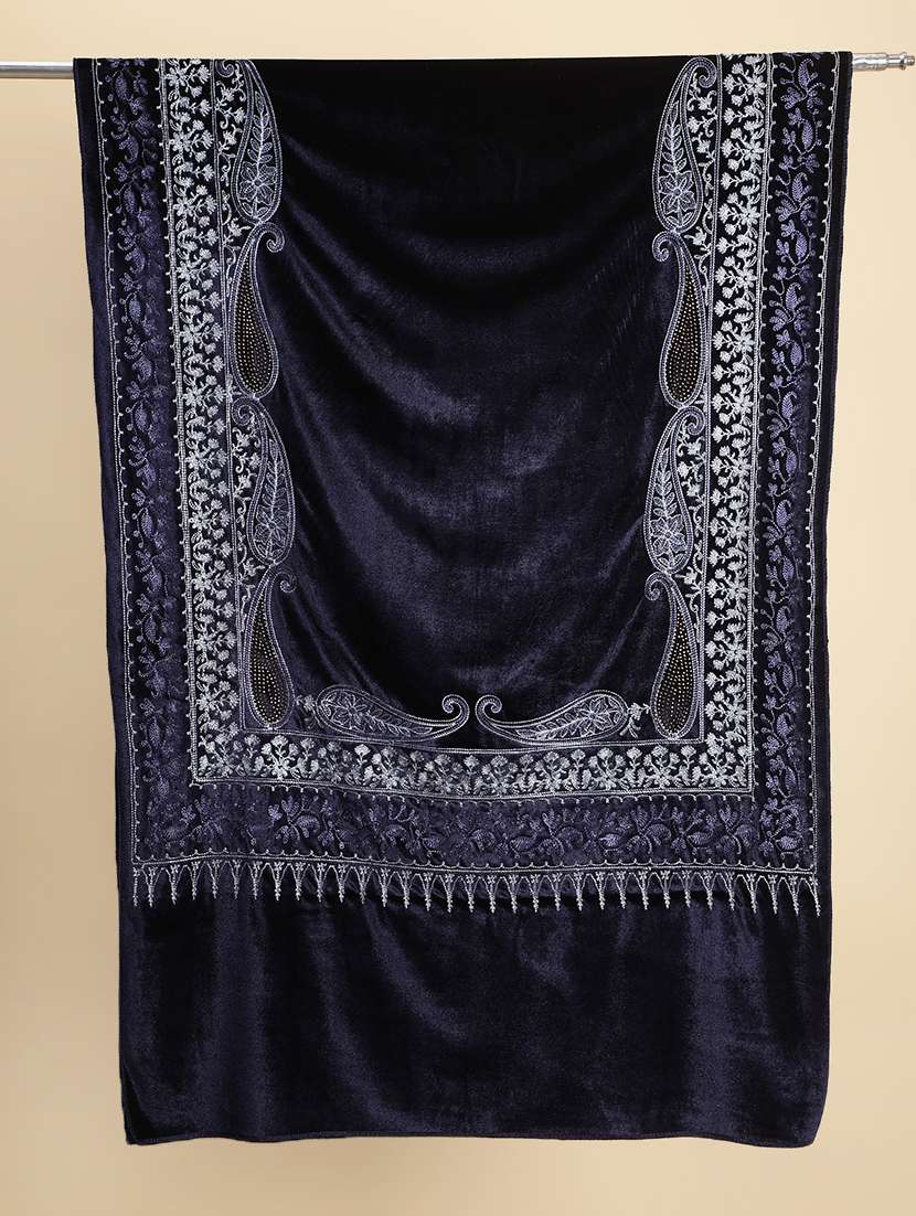 women embroidered velvet shawl - 21673283 -  Standard Image - 5