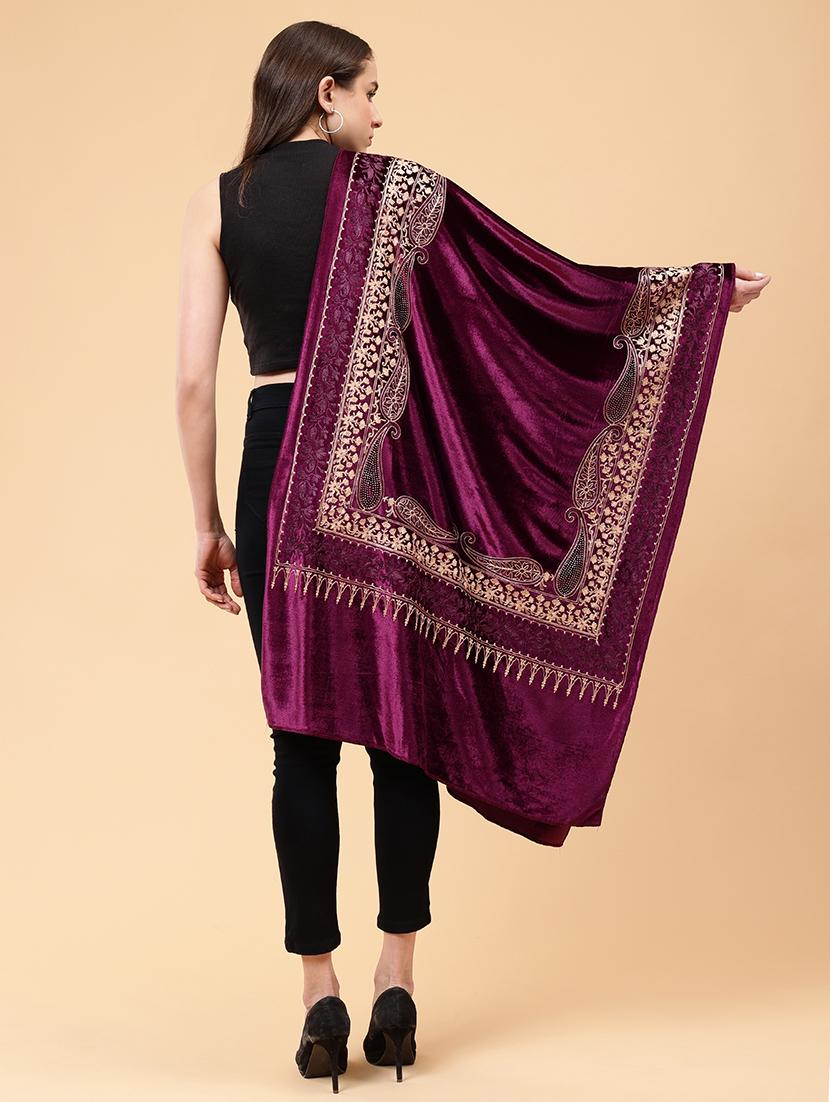 women embroidered velvet shawl - 21673287 - Standard Image - 3