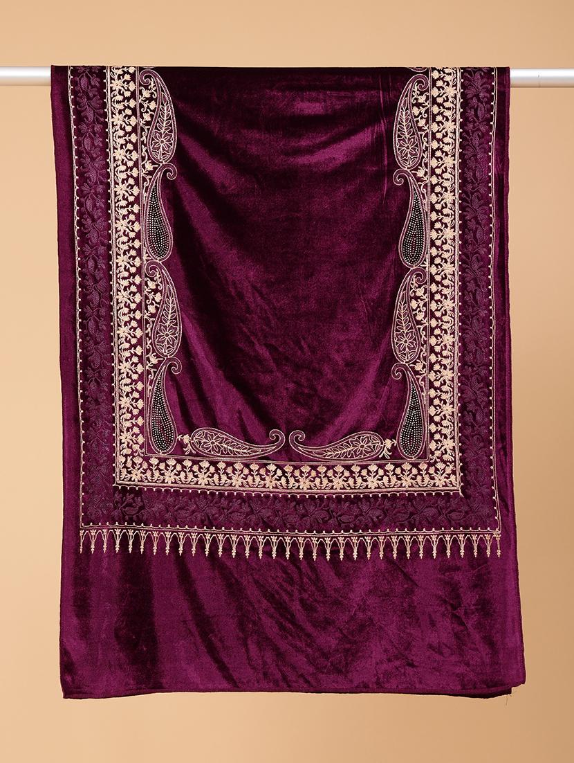 women embroidered velvet shawl - 21673287 - Standard Image - 5
