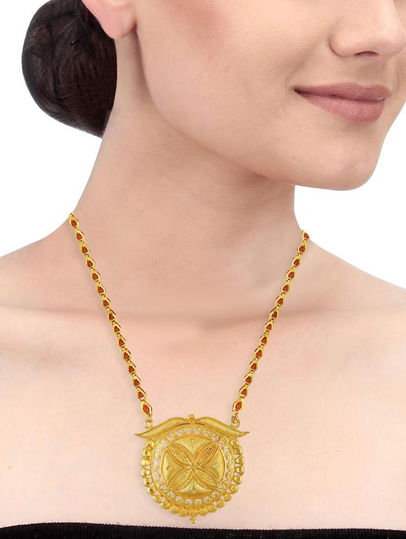 elegant red beaded mangalsutra with gold pendant - 21674038 - Standard Image - 3