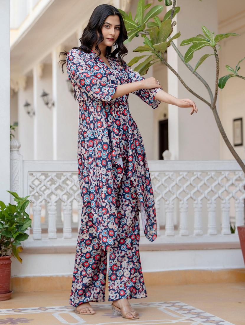 women multi color floral printed v neck co-ord sets - 21674681 - Standard Image - 3
