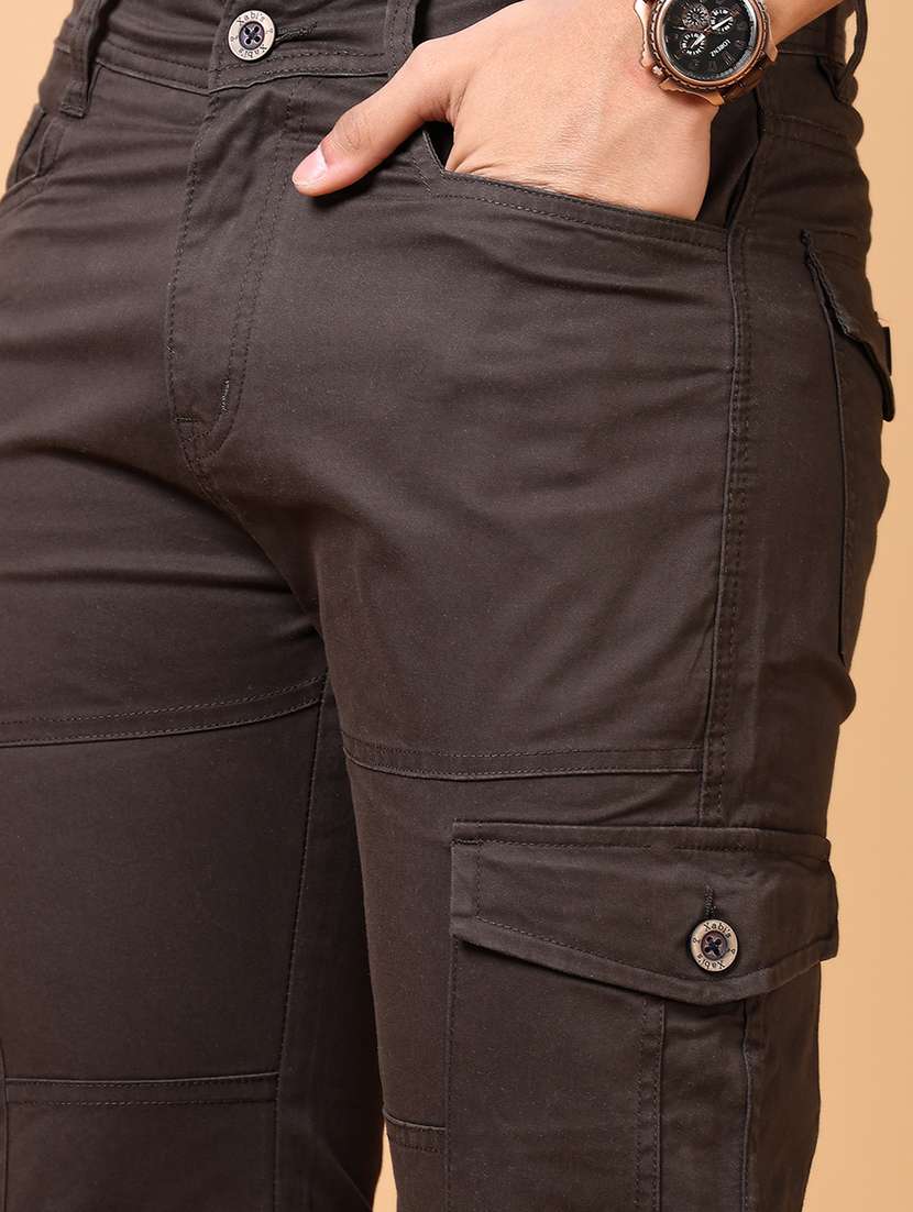 men solid mid rise regular fit cargo - 21674984 -  Standard Image - 5