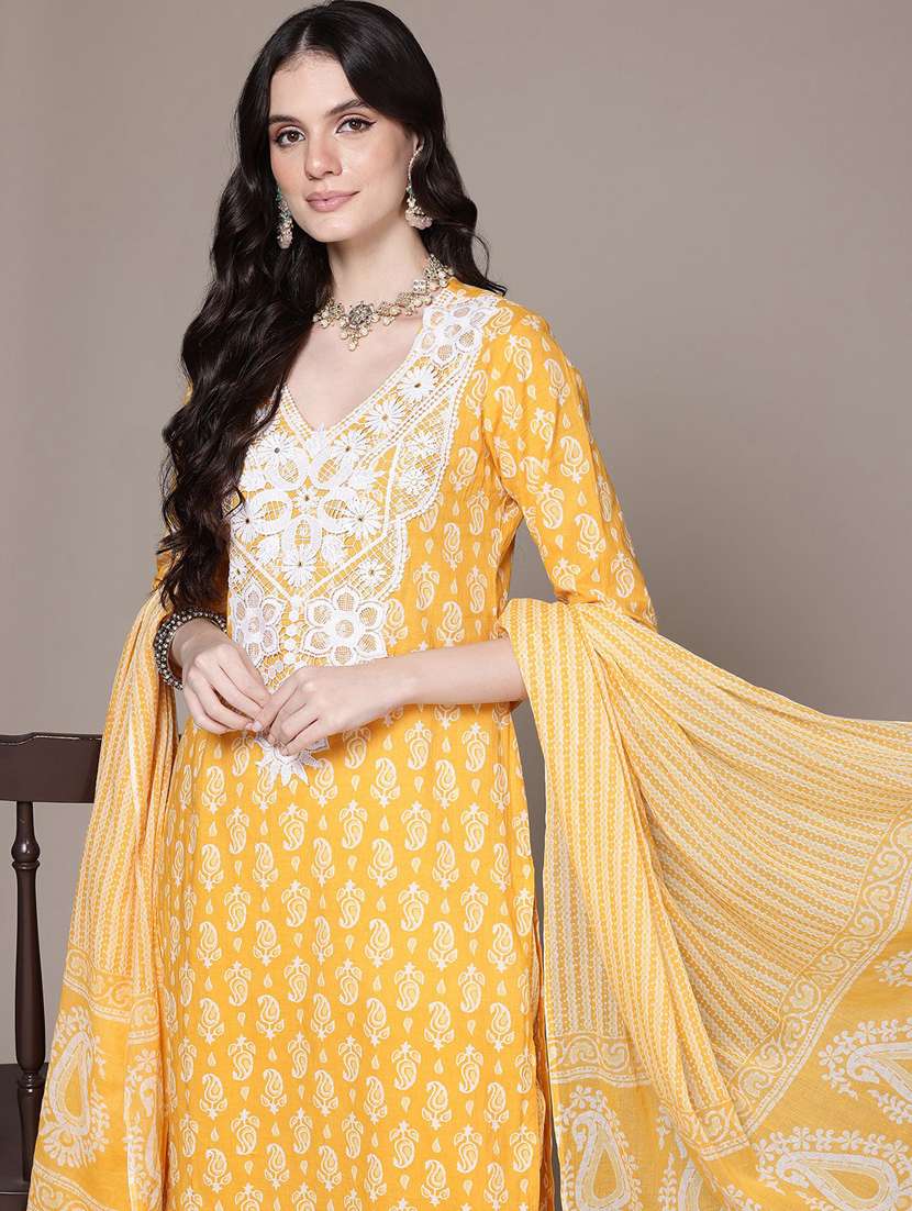 women three quarter sleeve kurta pant with dupatta set - 21675303 -  Standard Image - 3