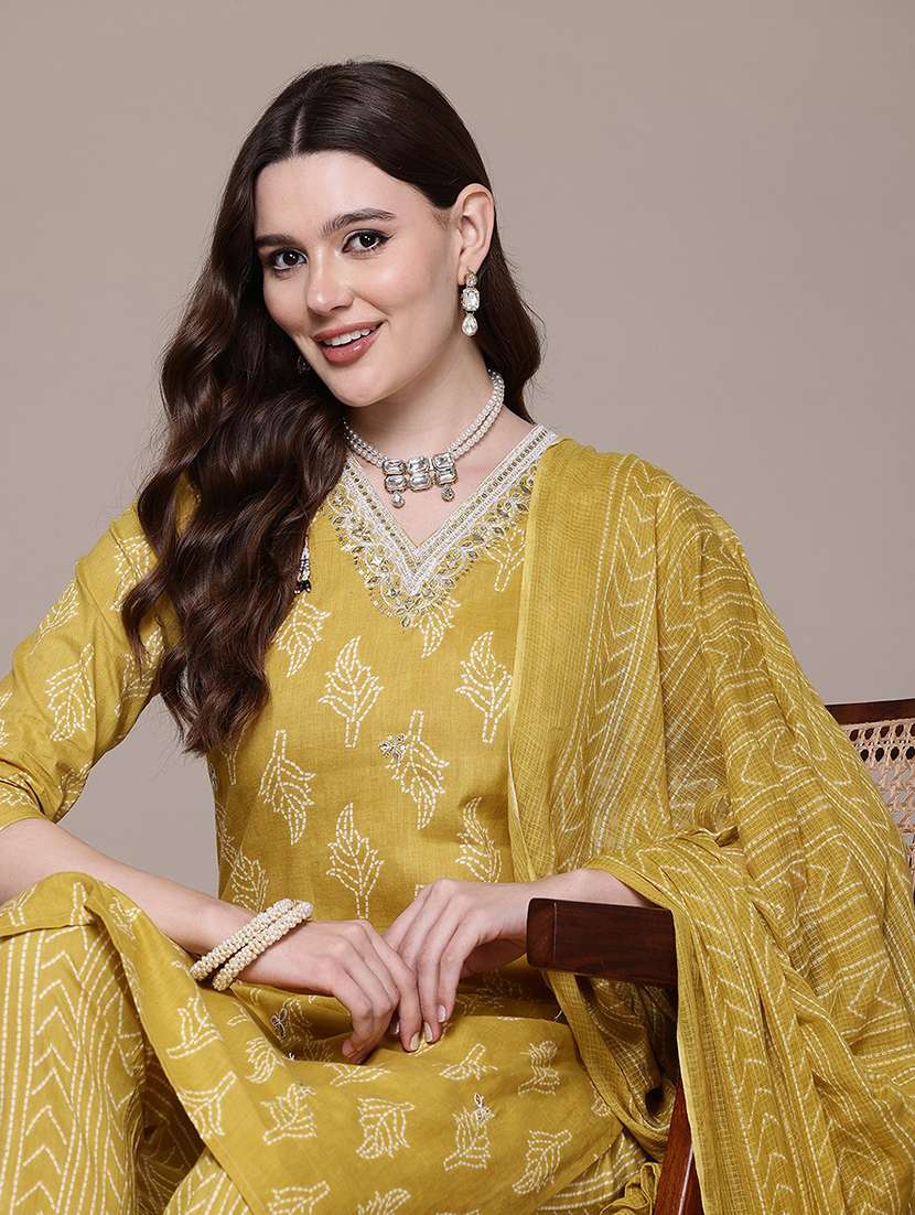 women three quarter sleeve kurta pant with dupatta set - 21675324 -  Standard Image - 5