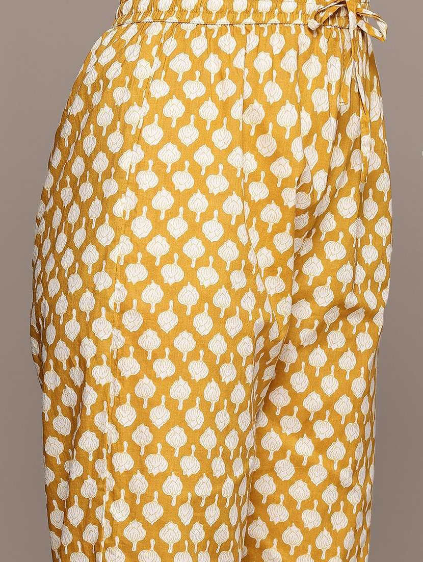 women three quarter sleeve kurta pant with dupatta set - 21675327 -  Standard Image - 5