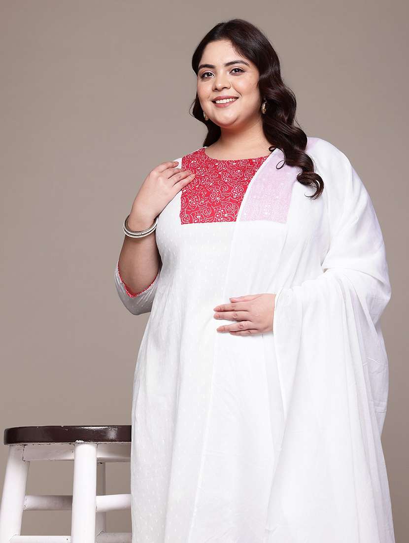 women plus size three quarter sleeve kurta pant with dupatta set - 21675350 -  Standard Image - 5