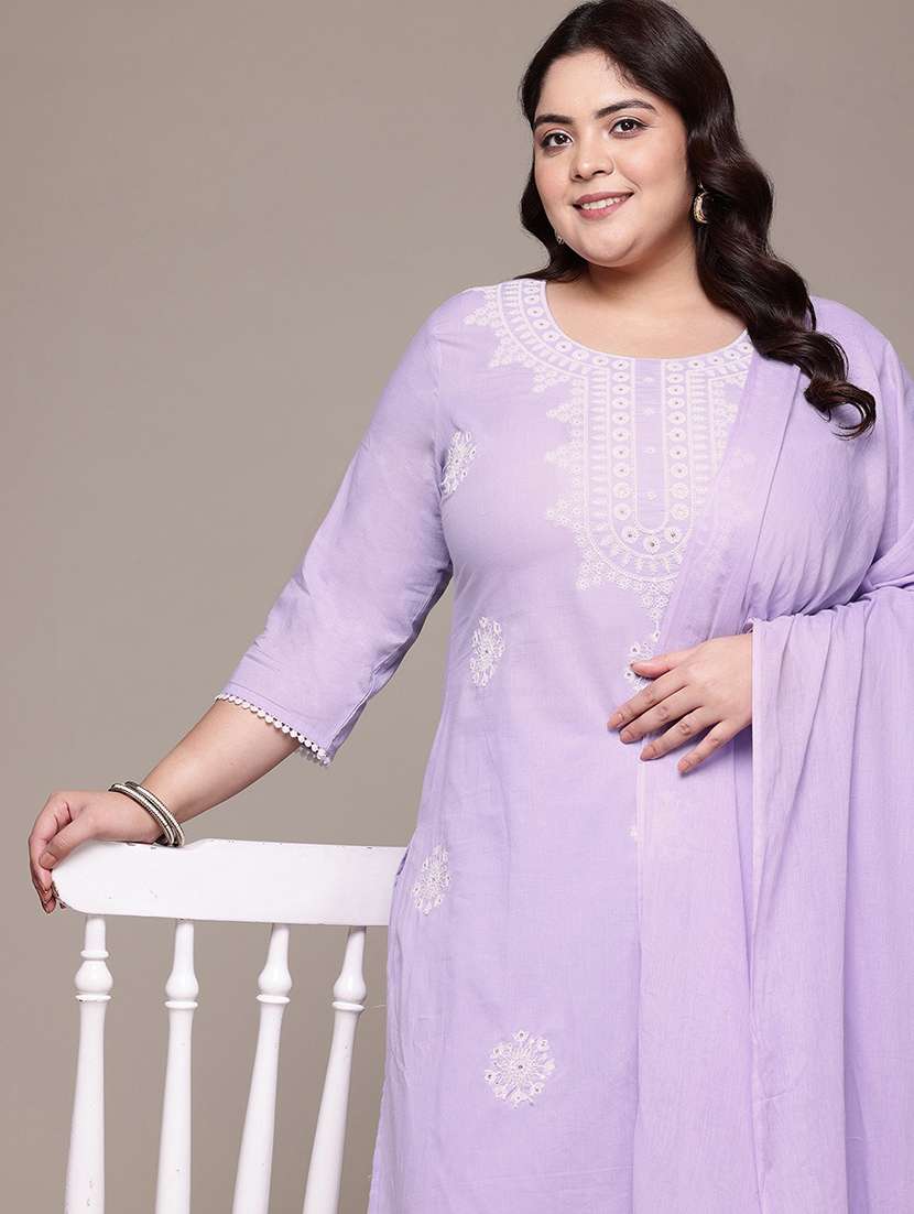 women plus size three quarter sleeve kurta pant with dupatta set - 21675359 -  Standard Image - 5