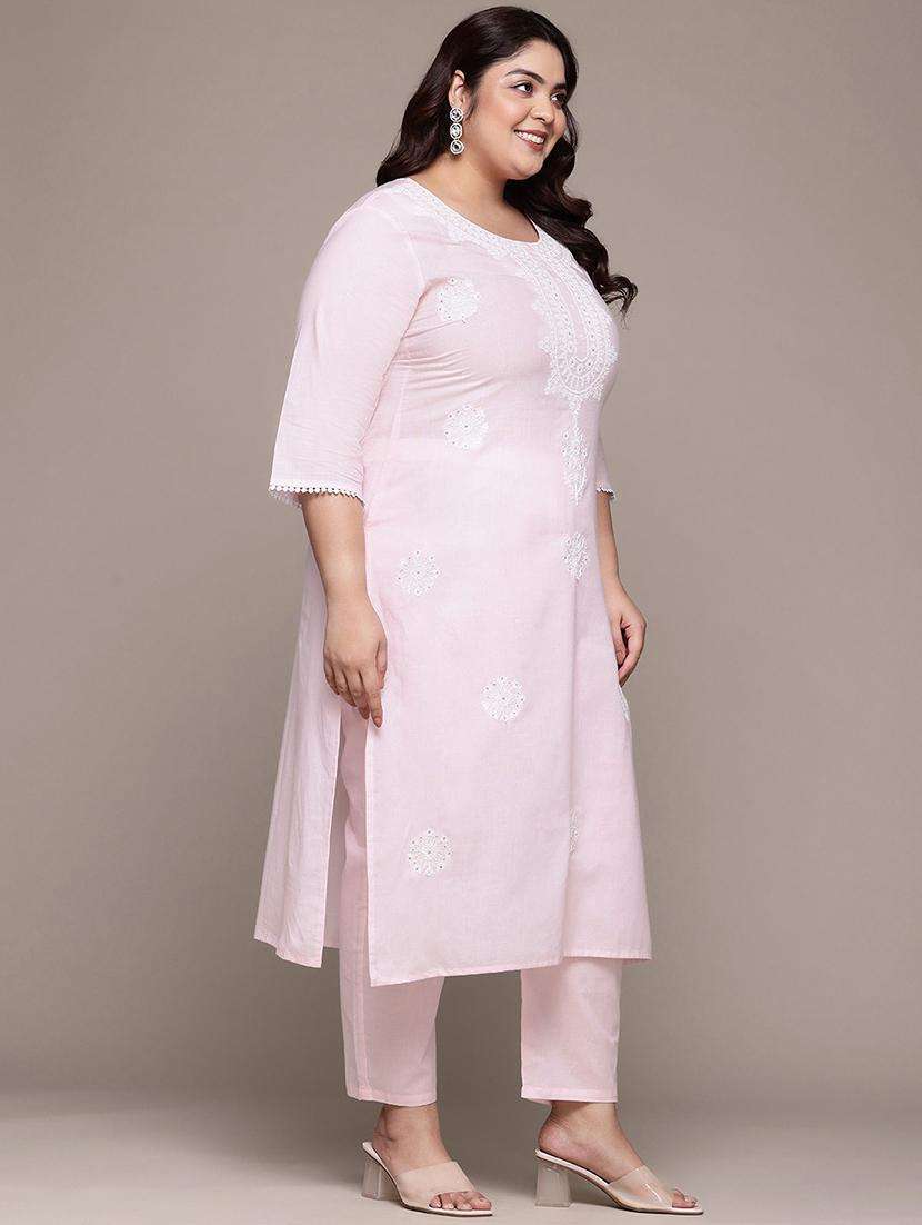 women plus size three quarter sleeve kurta pant with dupatta set - 21675360 -  Standard Image - 3