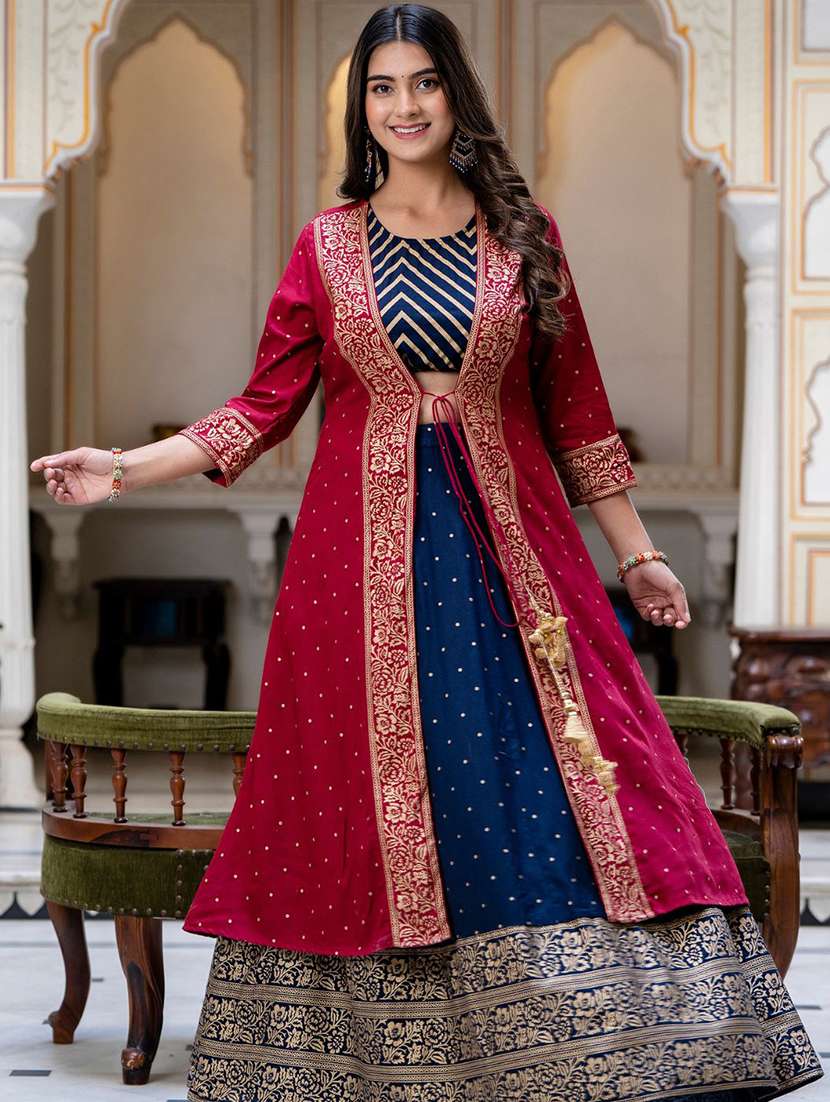 women three quarter sleeve foil printed fusion set