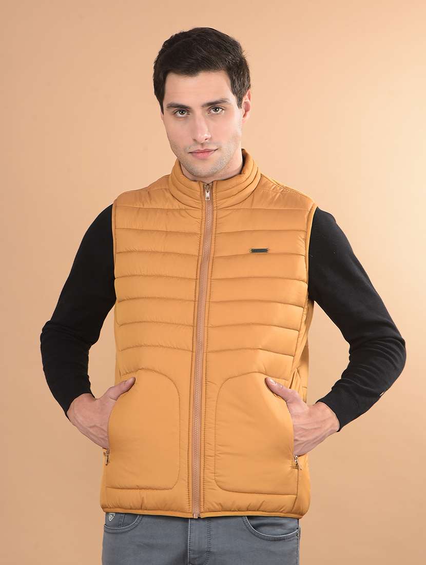 men solid sleeveless puffer jacket - 21675696 - Zoom Image - 0