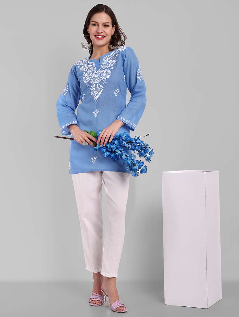 women chikankari long sleeve straight kurti - 21676585 - Standard Image - 3