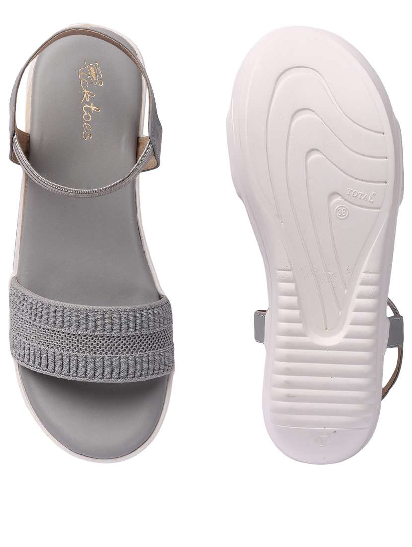 women solid back strap sandal - 21676685 - Standard Image - 3