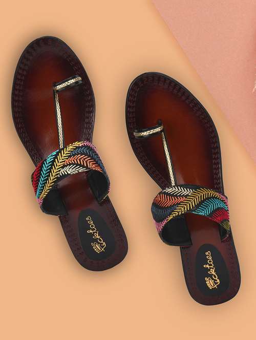 women embroidered one toe sandal - 21676728 -  Standard Image - 0
