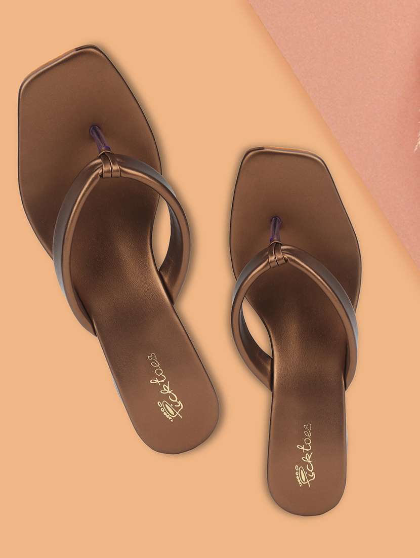 women solid toe separator sandal