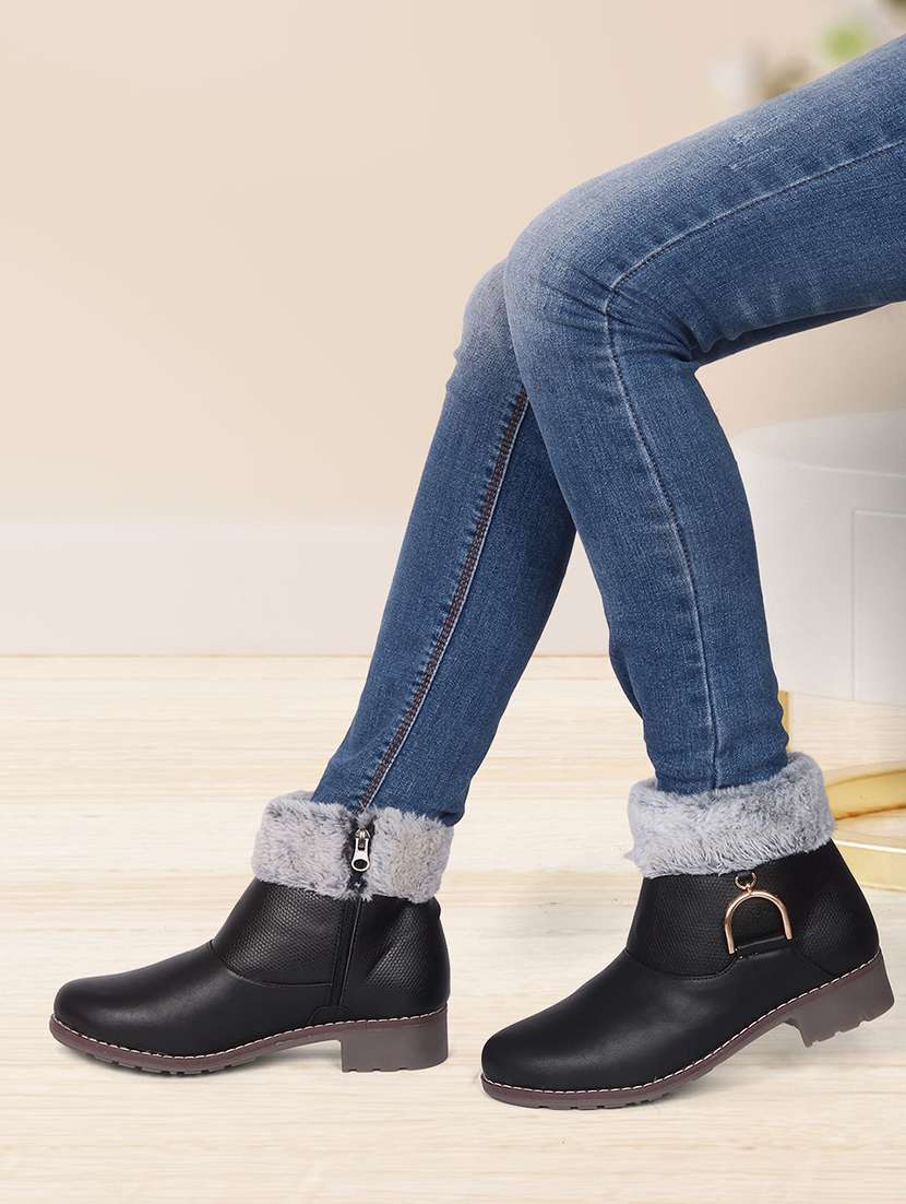 women fur detailed ankle boots - 21676858 -  Standard Image - 3