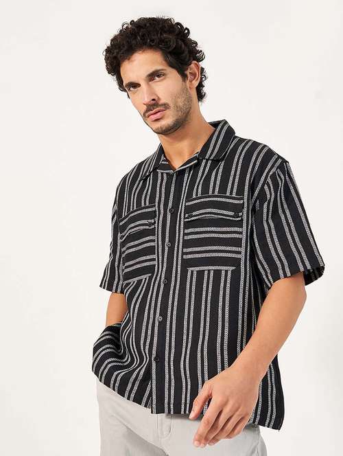 men striped short sleeve over size casual shirt - 21677537 -  Standard Image - 0
