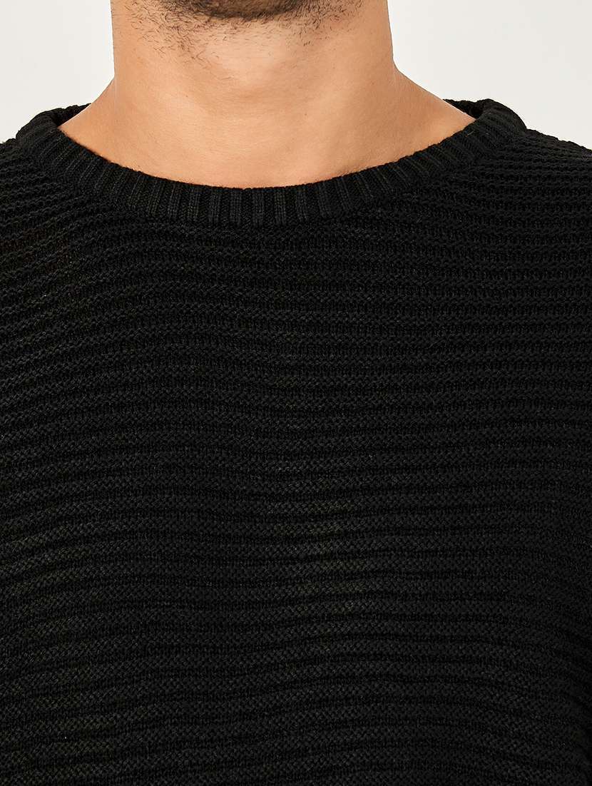 men solid long sleeve pullover - 21677541 -  Standard Image - 3