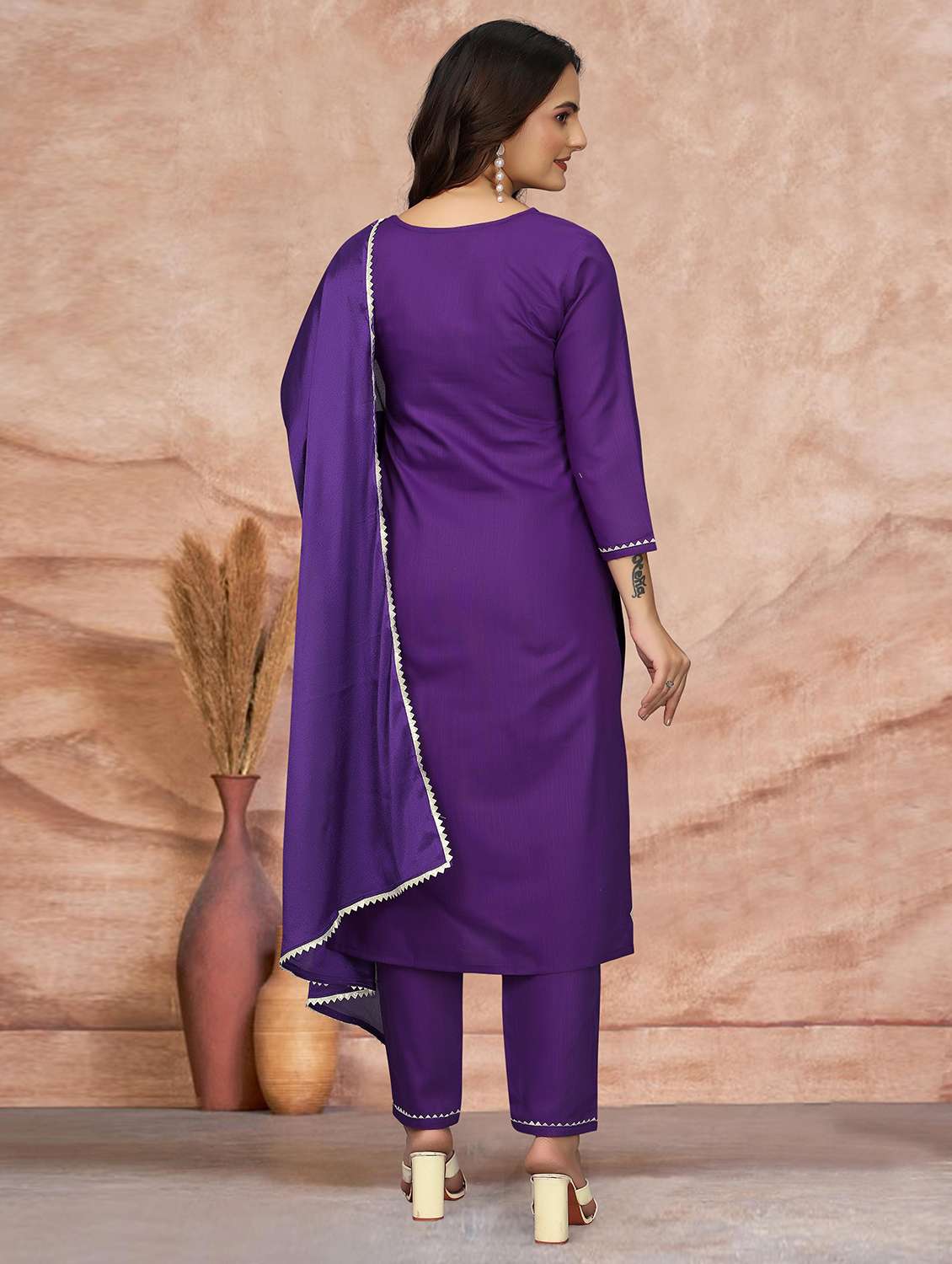 women embroidered kurta pant set with duaptta - 21677773 -  Standard Image - 3