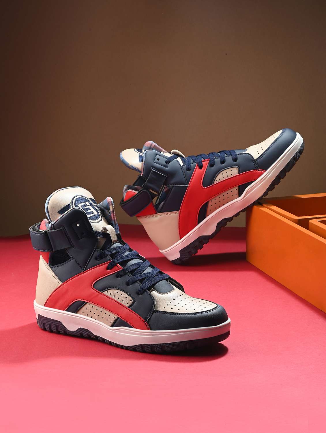 men color block lace up sneakers