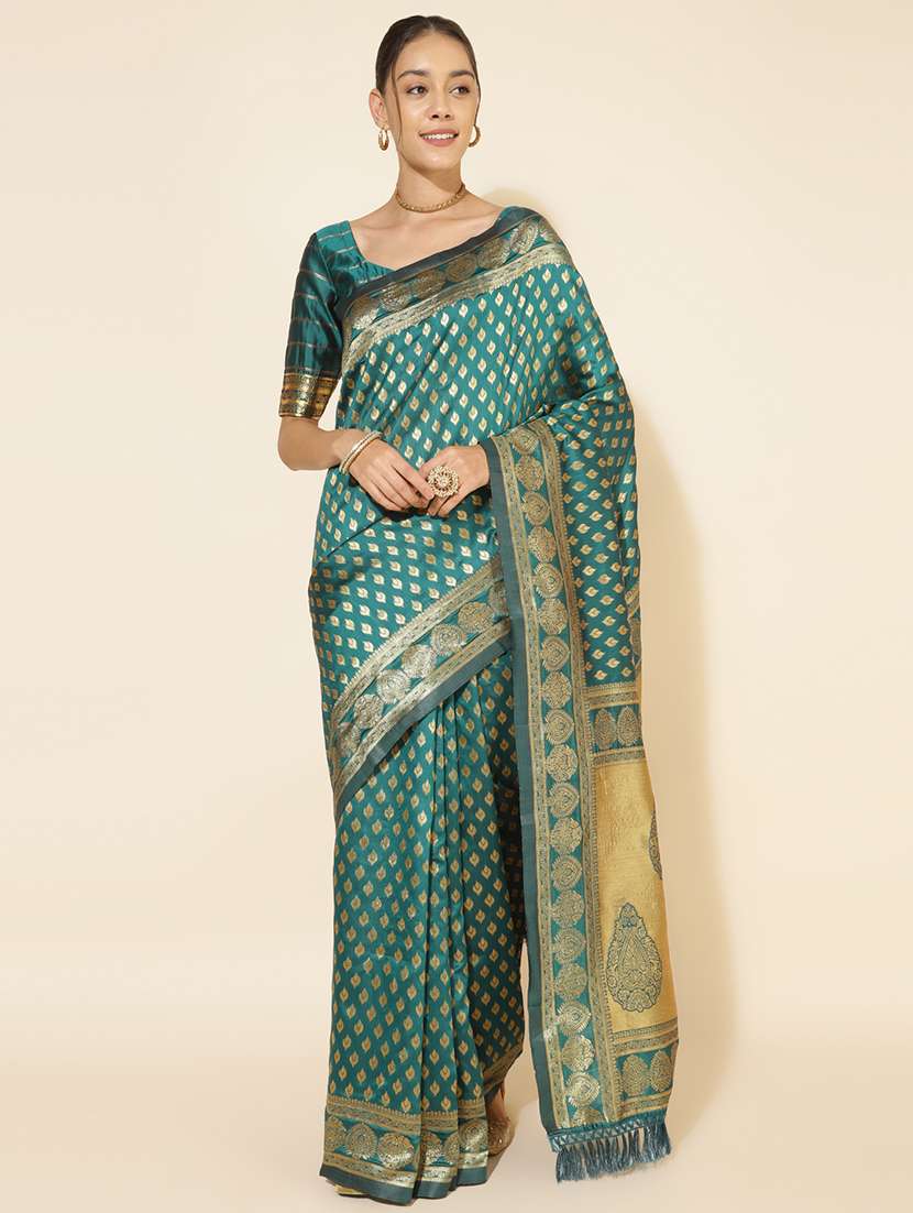 women self design banarasi saree with blouse