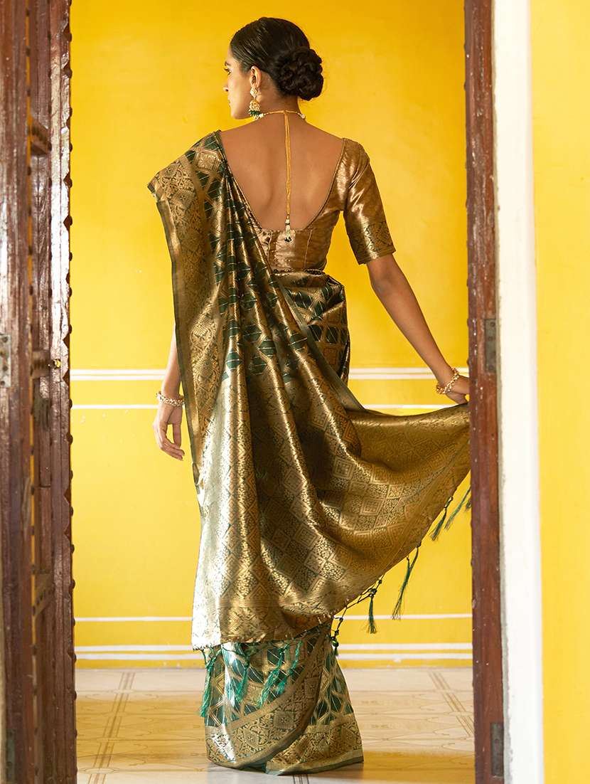 women self design kanjivaram saree with blouse - 21678666 - Standard Image - 3
