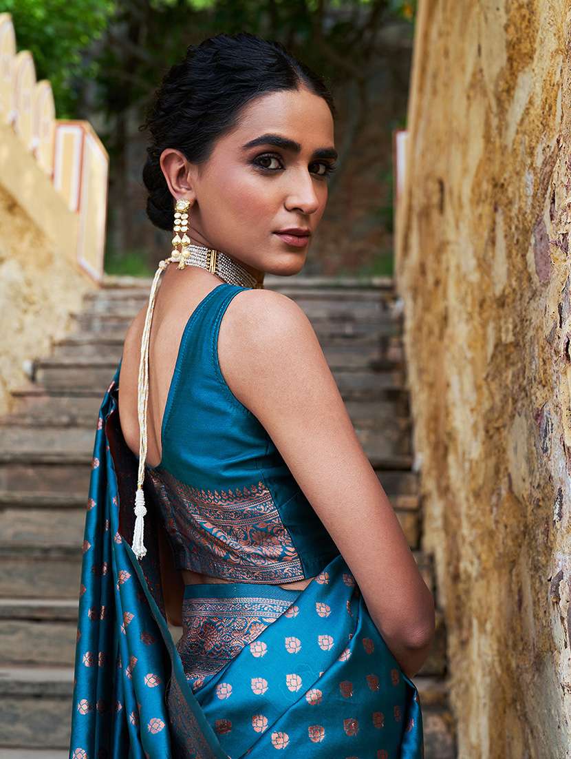 women self design banarasi saree with blouse - 21678694 -  Standard Image - 3