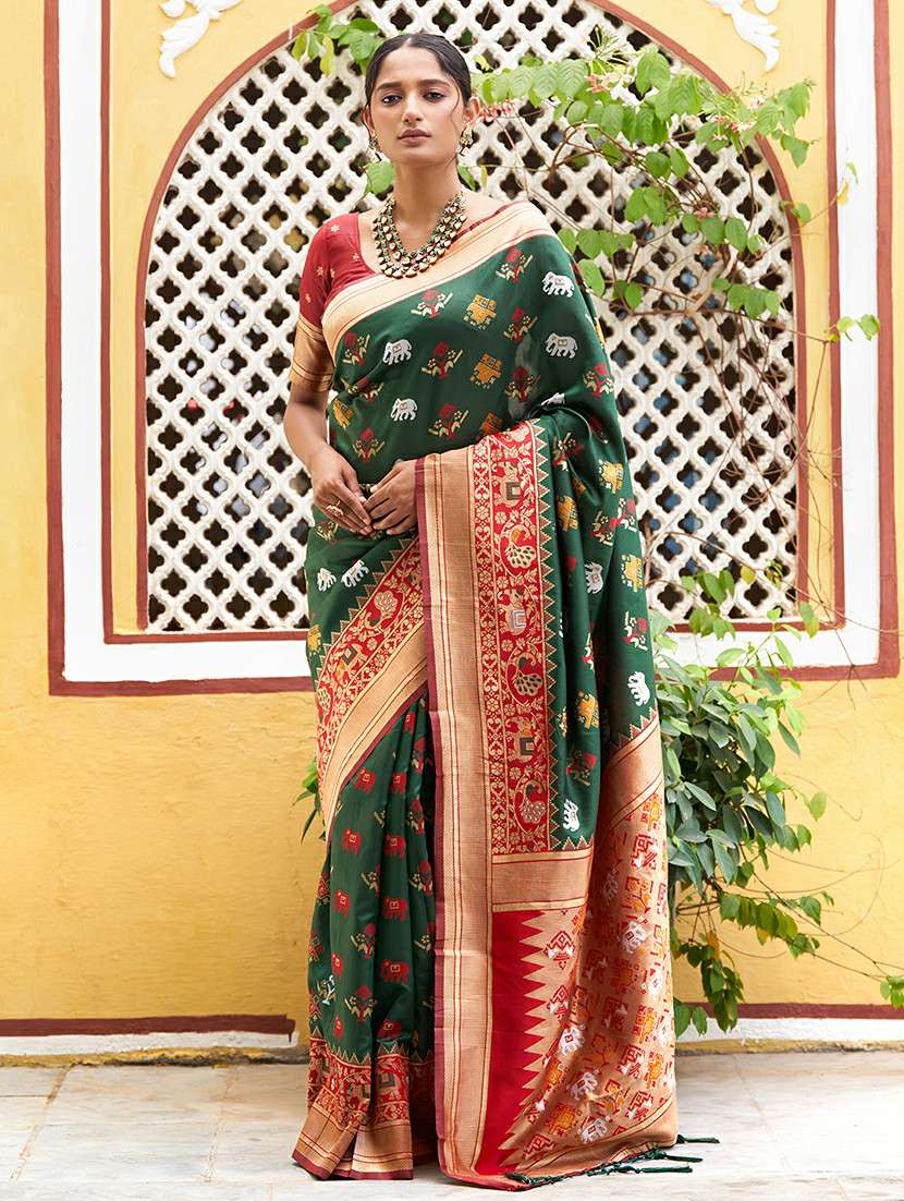 women self design patola saree with blouse - 21678717 -  Zoom Image - 0