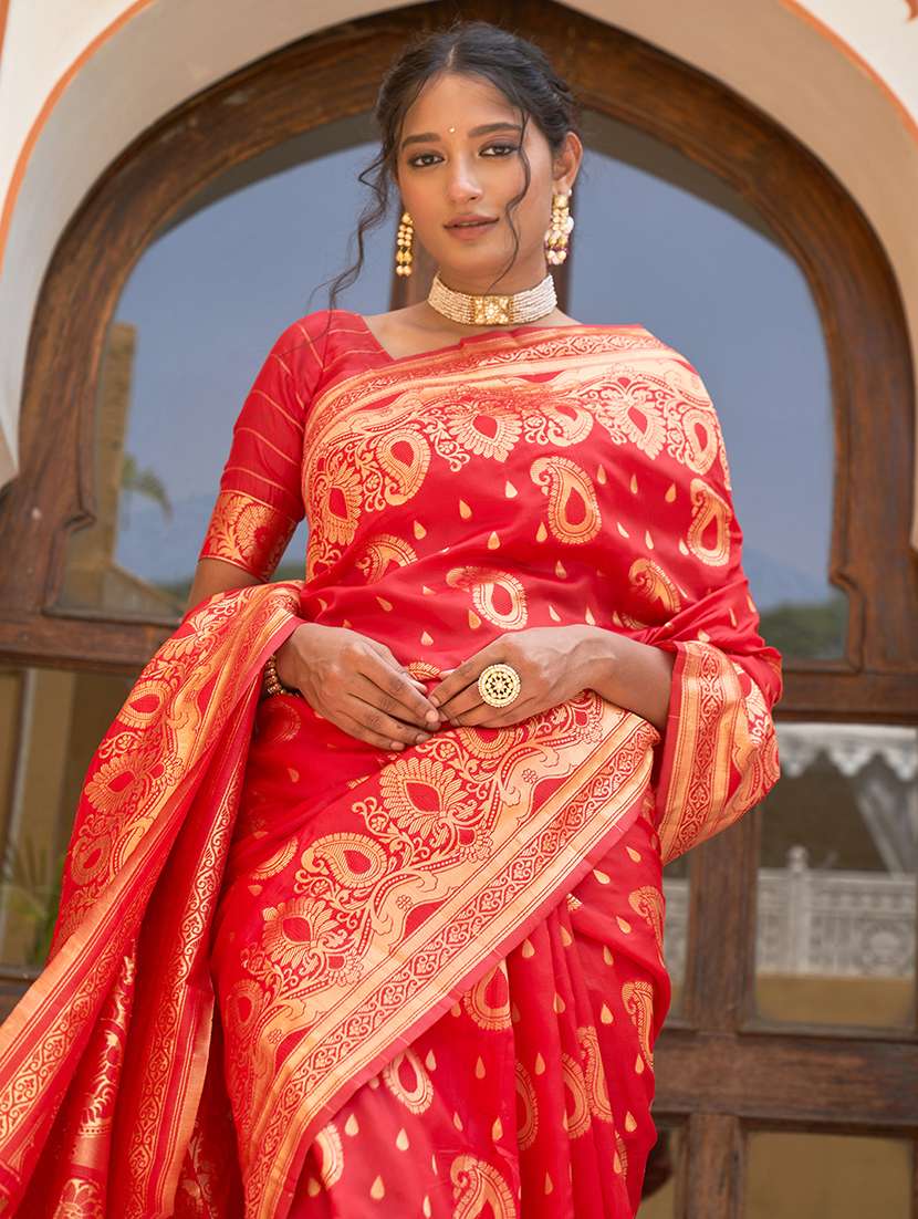 women self design banarasi saree with blouse - 21678731 -  Standard Image - 3