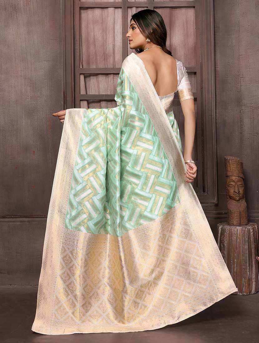 women self design banarasi saree with blouse - 21678804 - Standard Image - 3