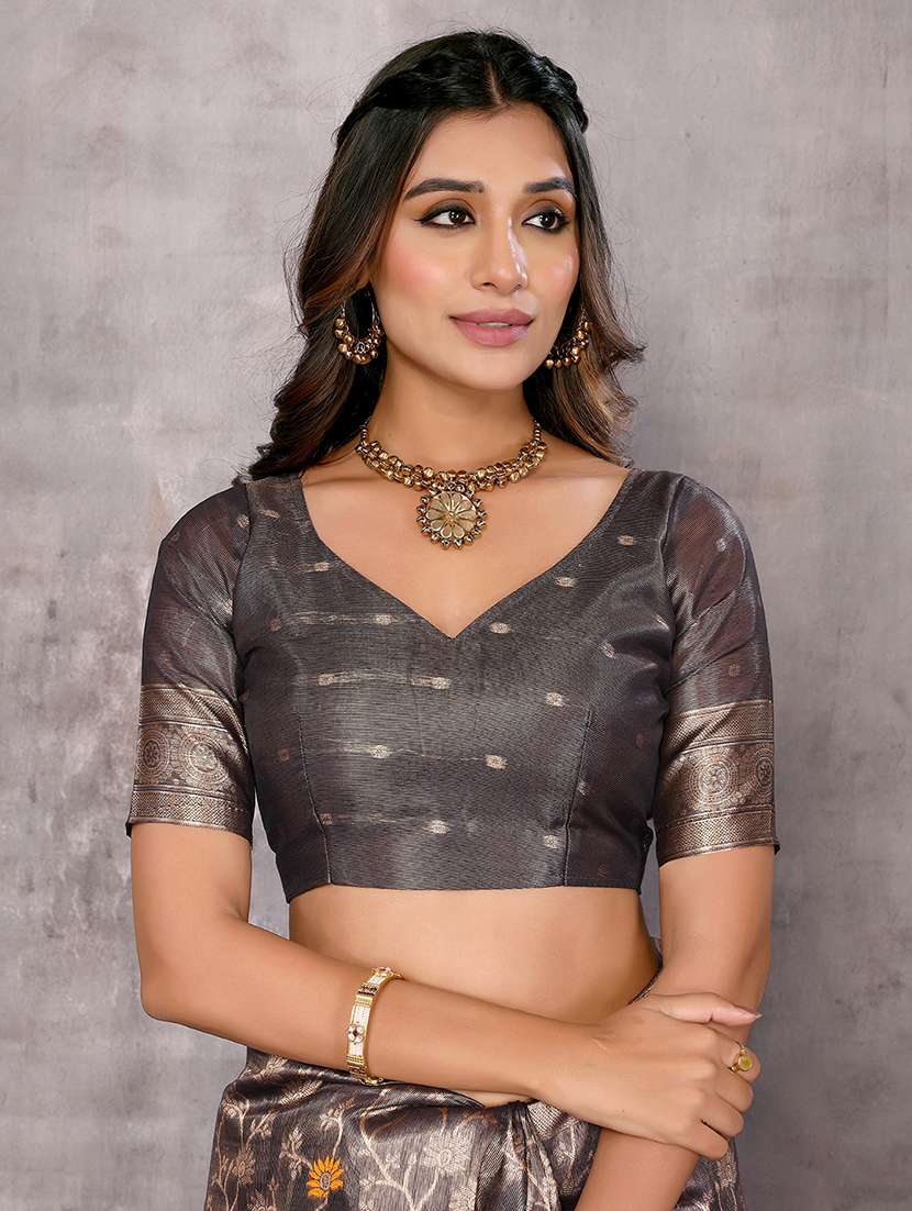 women self design banarasi saree with blouse - 21678816 -  Standard Image - 5