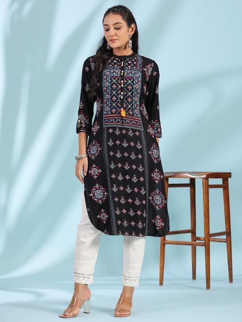 women black printed mandarin neck straight kurta - 21679225 - Standard Image - 0