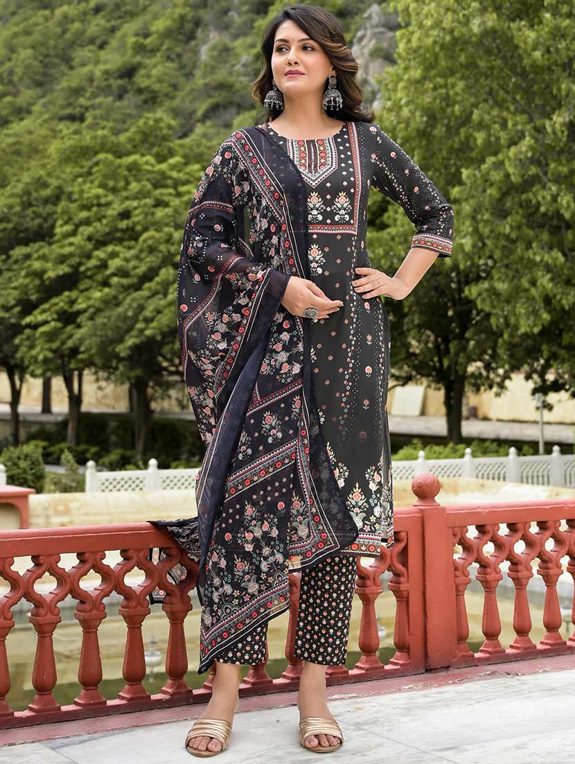 women floral kurta pant set with dupatta - 21679255 -  Zoom Image - 0