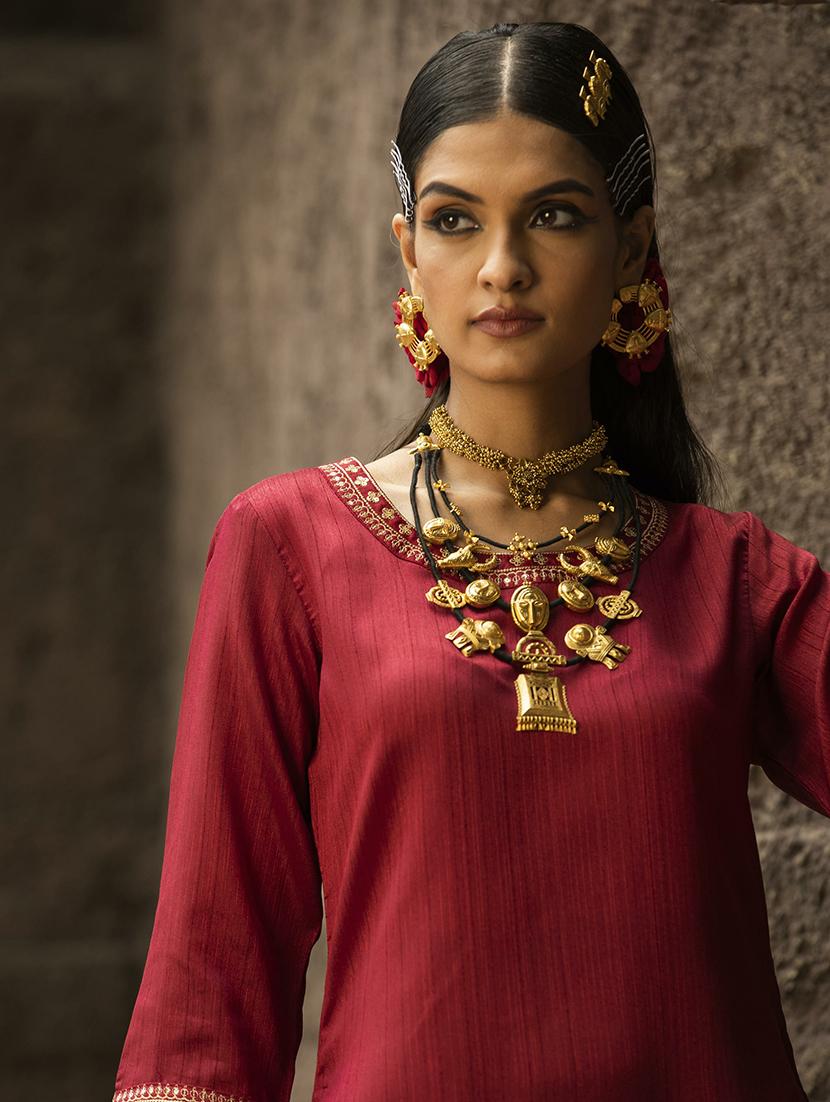 women maroon solid round neck kurta palazzo set - 21679276 - Standard Image - 5