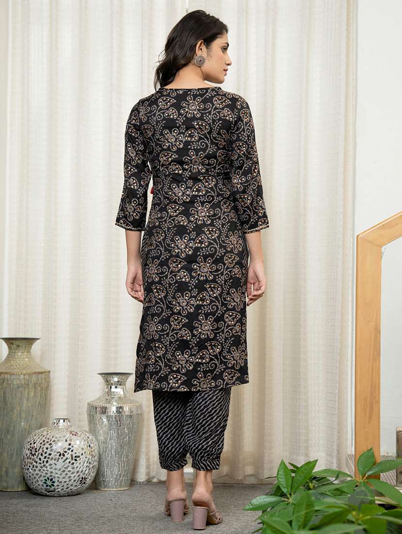 women black floral notch neck kurta salwar set - 21679284 -  Standard Image - 3