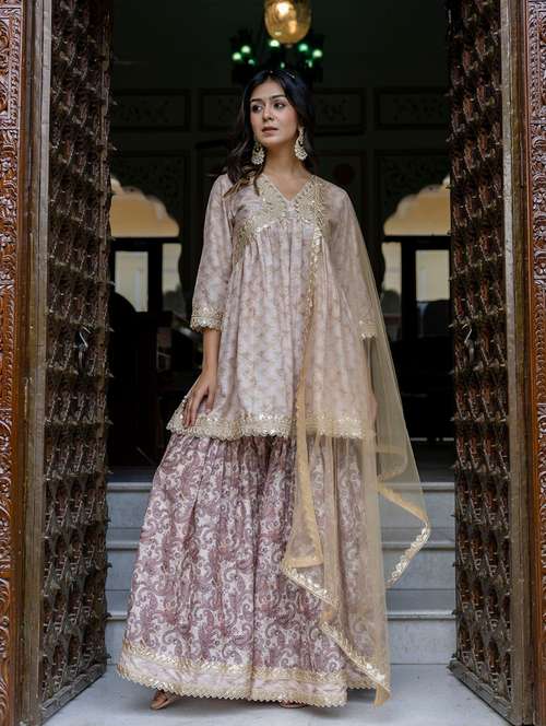 women paisley kurta sharara set with dupatta - 21680210 - Standard Image - 0
