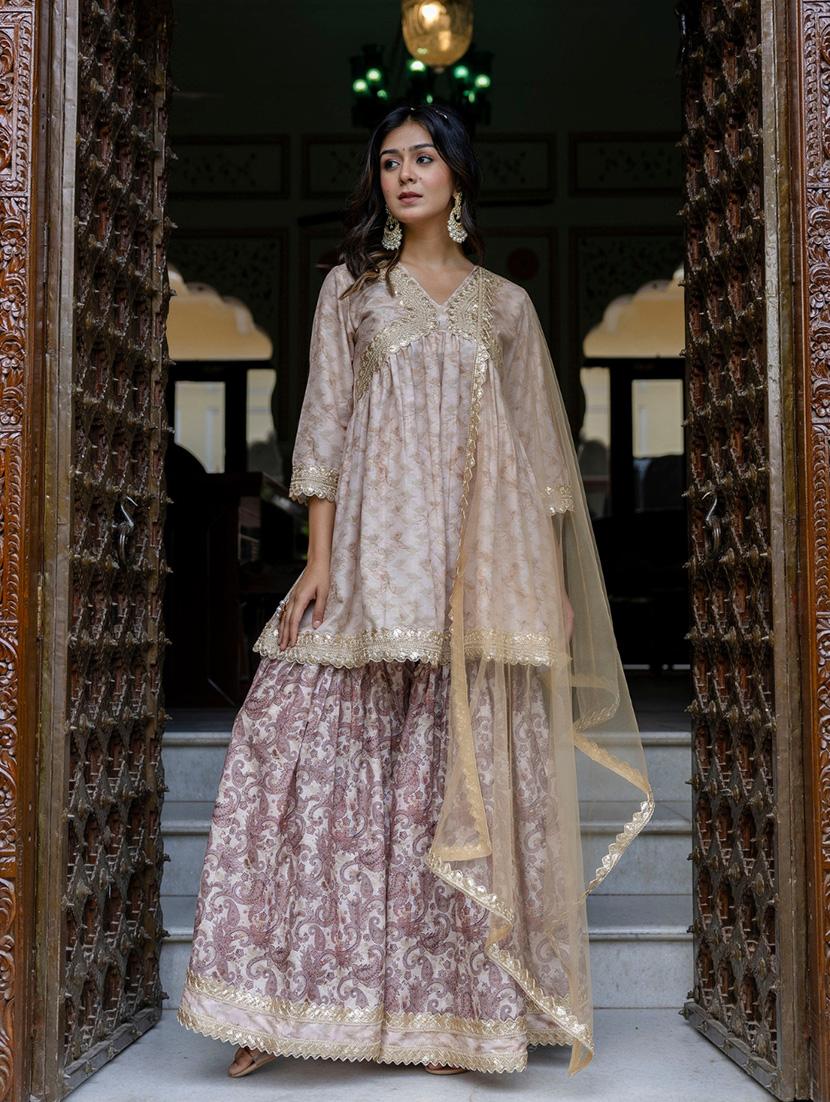 women paisley kurta sharara set with dupatta - 21680210 - Zoom Image - 0
